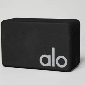 ALO Uplifting Yoga Blocks (2)